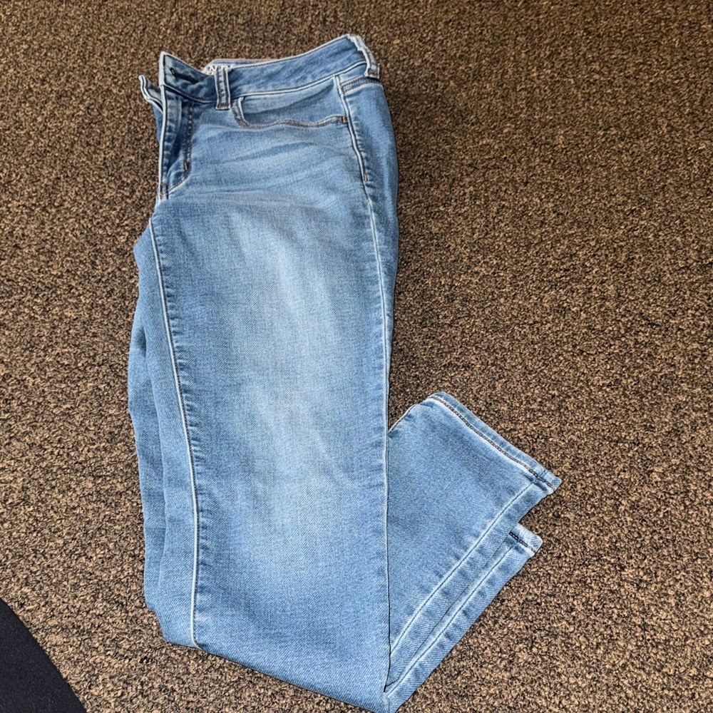 American Eagle Outfitters Light Blue Straight Leg Jeans